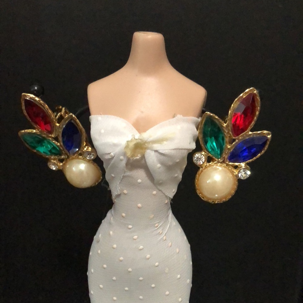 Lg Striking Vtg Holiday Clip Rhinestone EarringsSOLD